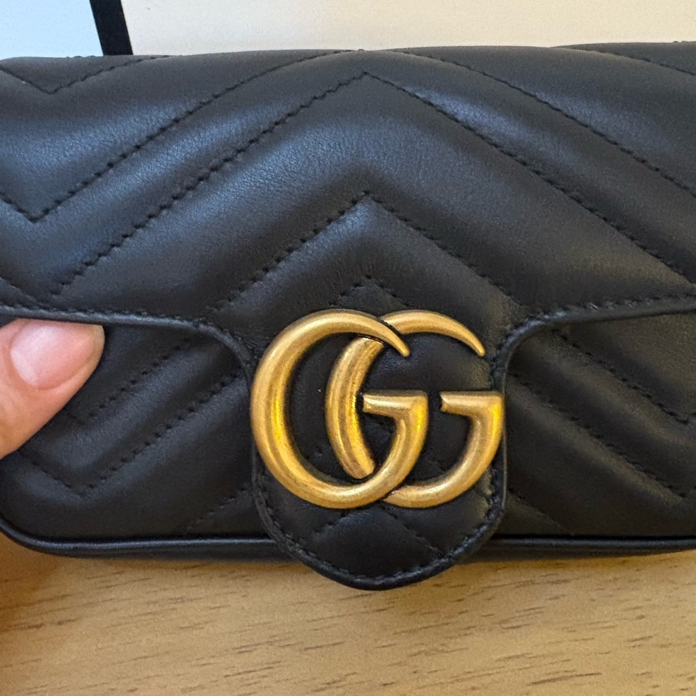 Gucci GG Marmont Mini Crossbody Bag - Picture 7 of 9